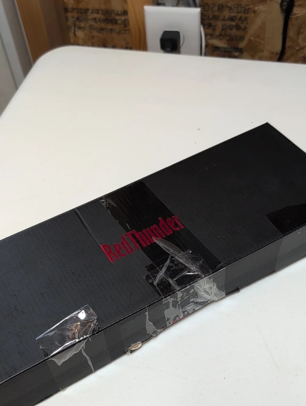 K62 RGB Backlight Keyboard — White. (95)